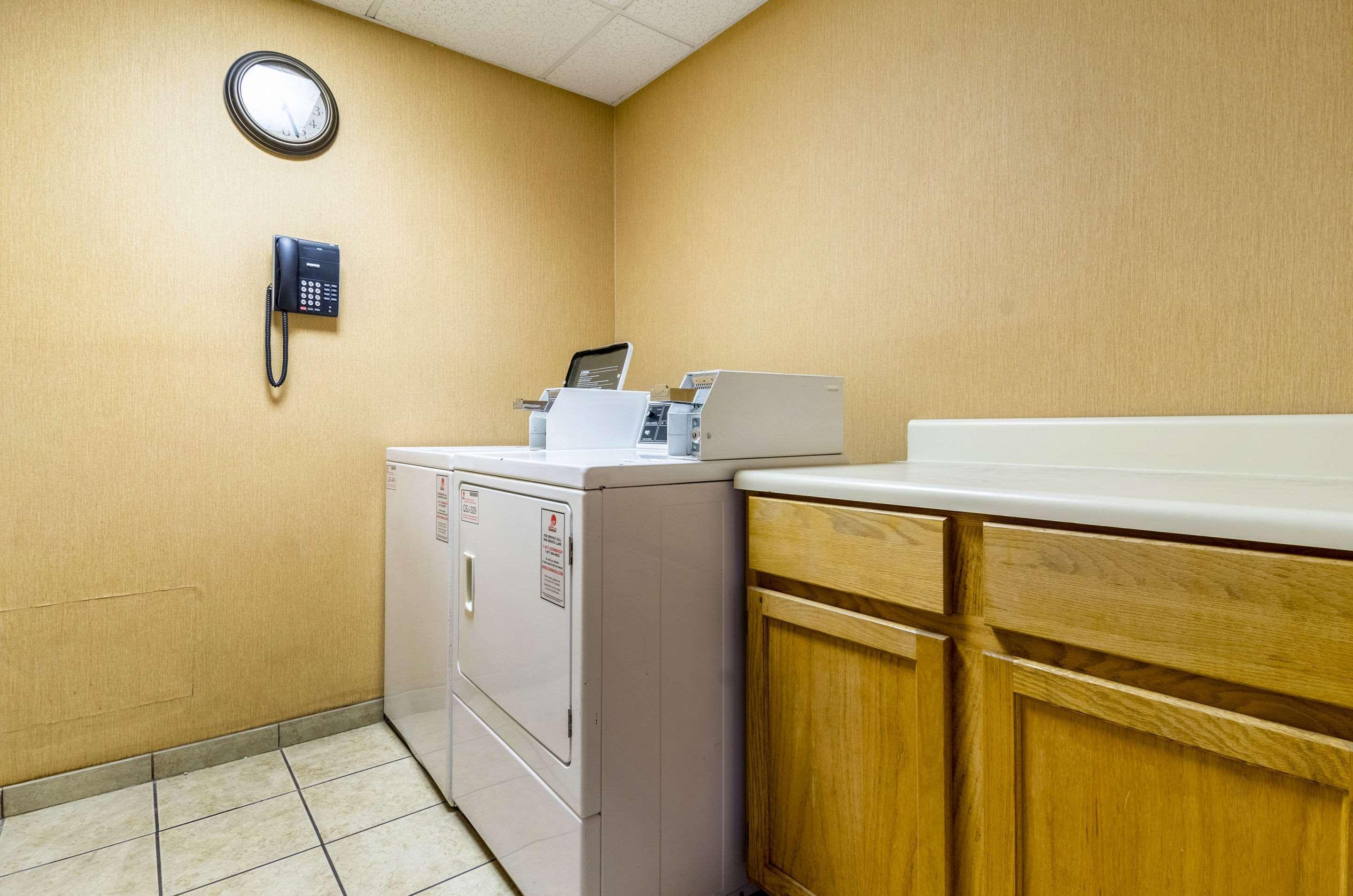 Quality Inn Lumberton Buitenkant foto