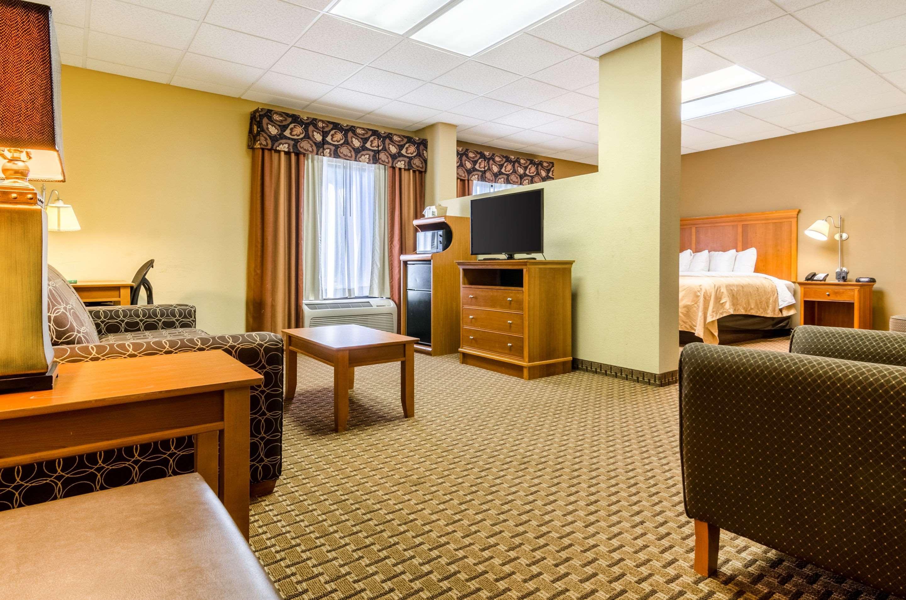 Quality Inn Lumberton Buitenkant foto