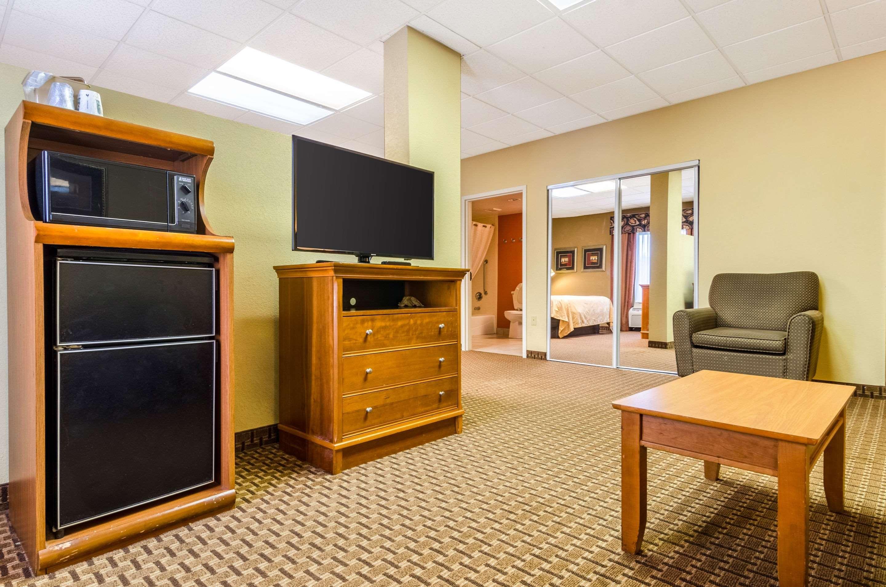 Quality Inn Lumberton Buitenkant foto
