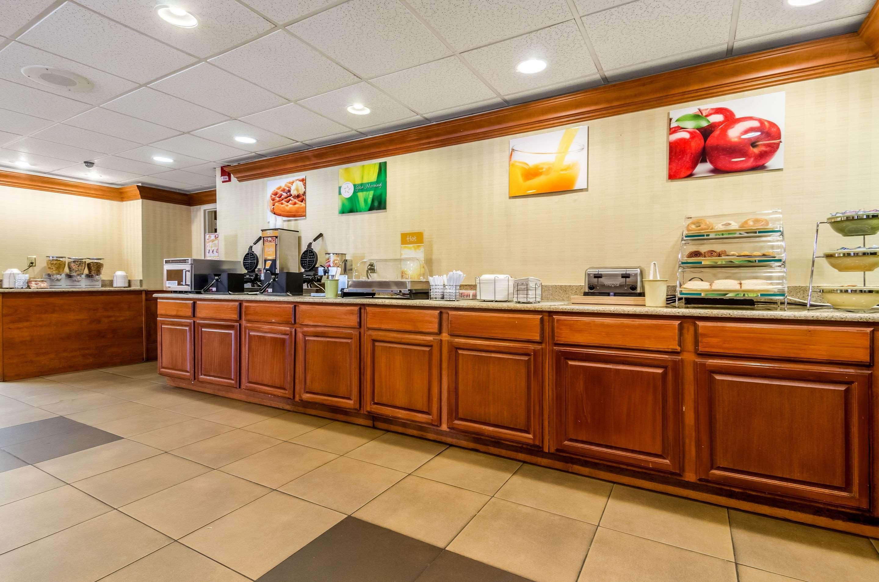 Quality Inn Lumberton Buitenkant foto